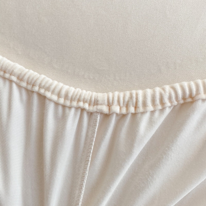 91家纺网 家纺一手货源 找家纺 一电 2025新款跨境电商床笠冬天德芙绒床笠单件加绒加厚绒床罩儿童学生宿舍床垫套床笠罩 嘻嘻皮卡丘