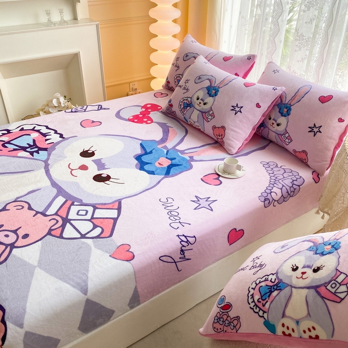 91家纺网 家纺一手货源 找家纺 一电 外贸2025新款卡通珊瑚绒床笠单件床罩冬季加厚牛奶绒床垫保护罩全包床单套 冰冰星黛露