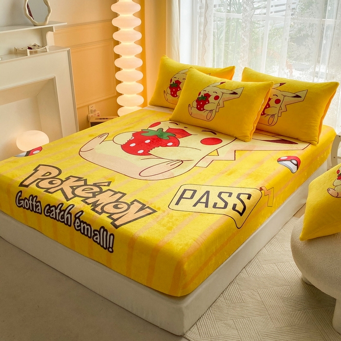 91家纺网 家纺一手货源 找家纺 一电 外贸2025新款卡通珊瑚绒床笠单件床罩冬季加厚牛奶绒床垫保护罩全包床单套 草莓皮卡丘