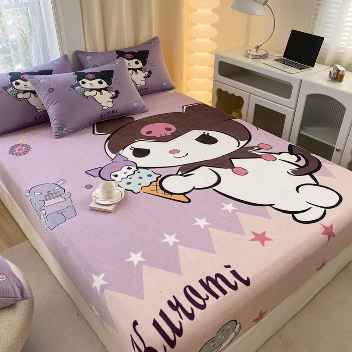 91家纺网 家纺一手货源 找家纺 一电 外贸2025新款卡通珊瑚绒床笠单件床罩冬季加厚牛奶绒床垫保护罩全包床单套 甜筒库洛米