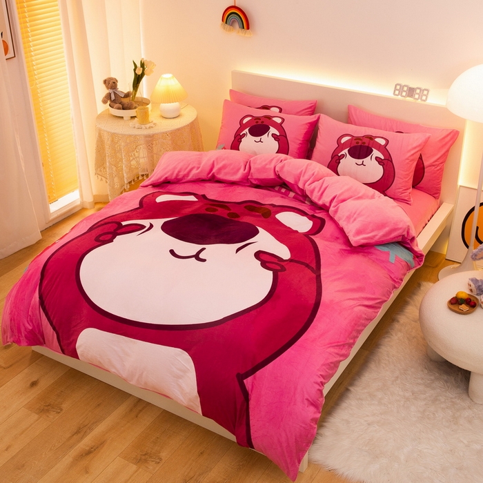 91家纺网 家纺一手货源 找家纺 一电 2025外贸跨境电商儿童卡通床上四件套亲肤牛奶绒学生三件床单被套加大珊瑚宝宝卡通 草莓大雄