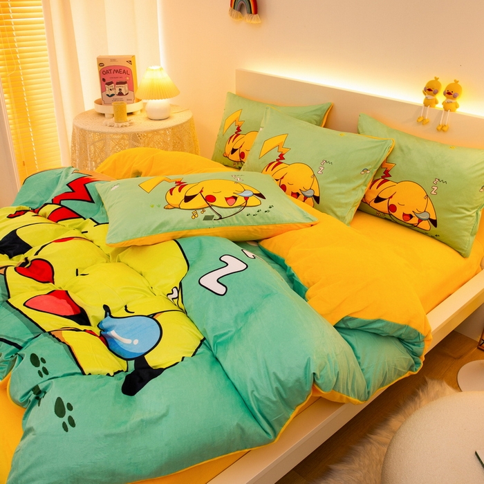 91家纺网 家纺一手货源 找家纺 一电 2025外贸跨境电商儿童卡通床上四件套亲肤牛奶绒学生三件床单被套加大珊瑚宝宝卡通单被套 呼呼皮卡丘