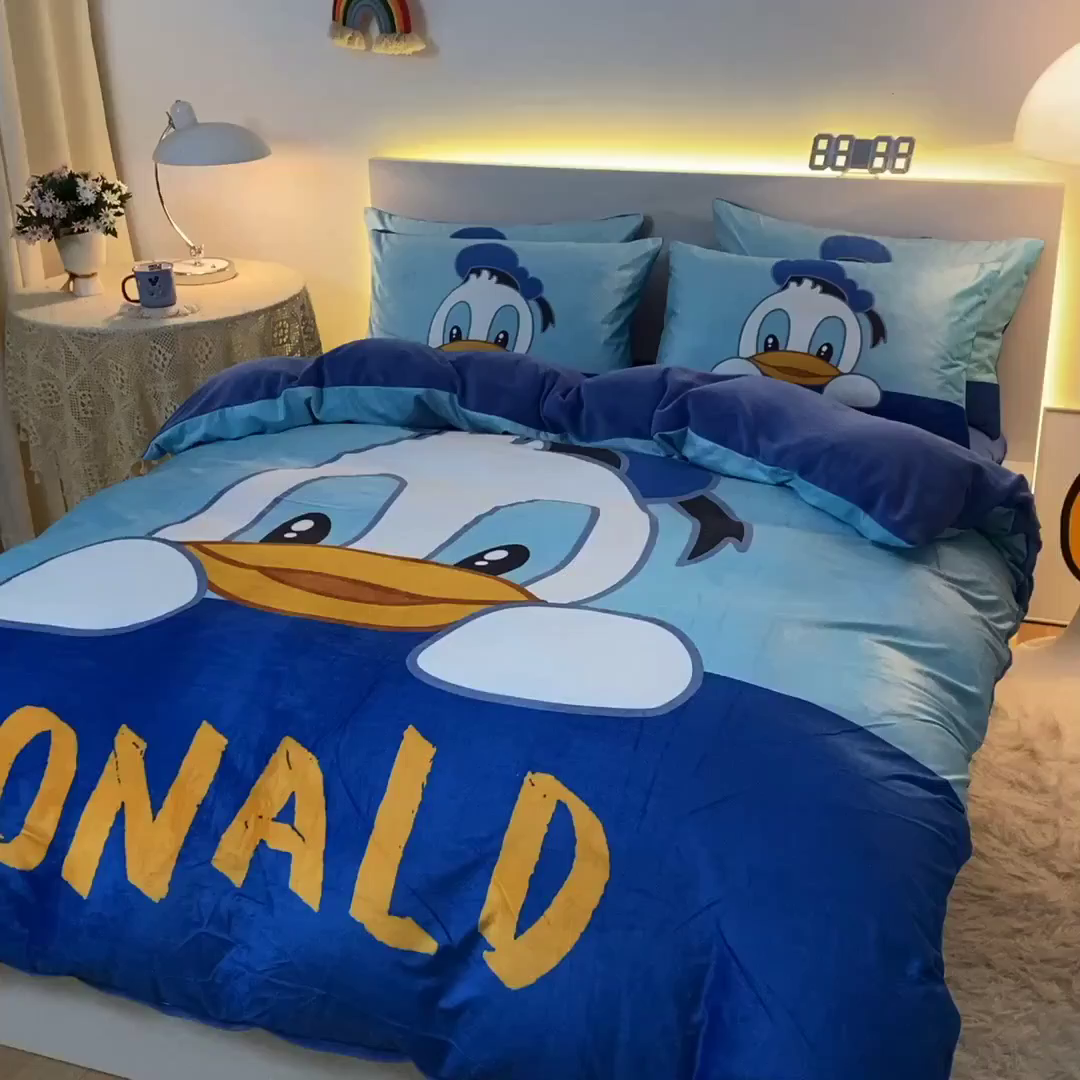 91家纺网 家纺一手货源 找家纺 一电 2025外贸跨境电商儿童卡通床上四件套亲肤牛奶绒学生三件床单被套加大珊瑚宝宝卡通单被套 起立