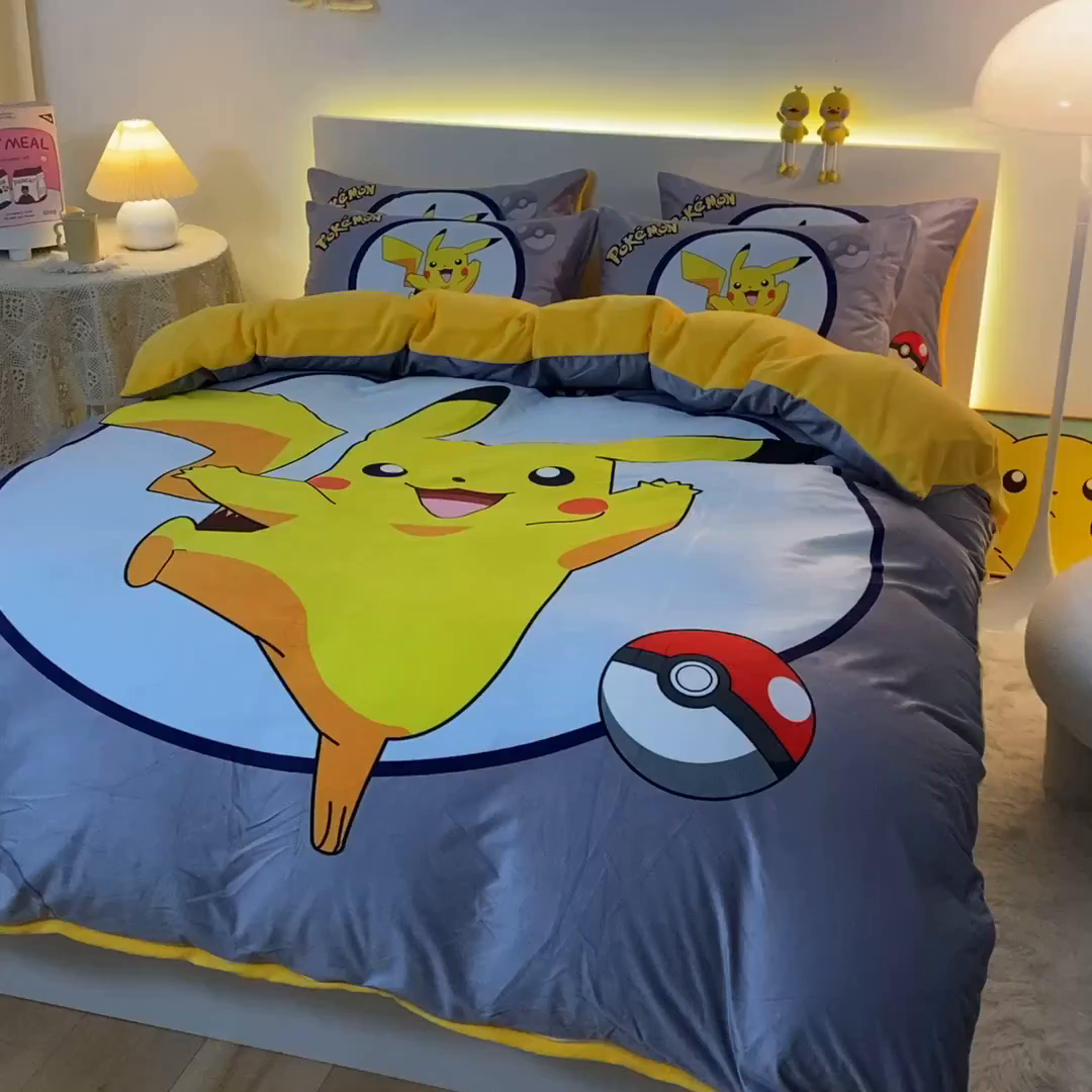 91家纺网 家纺一手货源 找家纺 一电 2025外贸跨境电商儿童卡通床上四件套亲肤牛奶绒学生三件床单被套加大珊瑚宝宝卡通单被套 圈圈皮卡丘