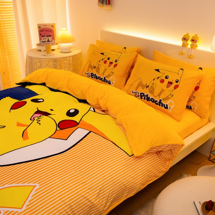 91家纺网 家纺一手货源 找家纺 一电 2025外贸跨境电商儿童卡通床上四件套亲肤牛奶绒学生三件床单被套加大珊瑚宝宝卡通单被套 淘气皮卡丘