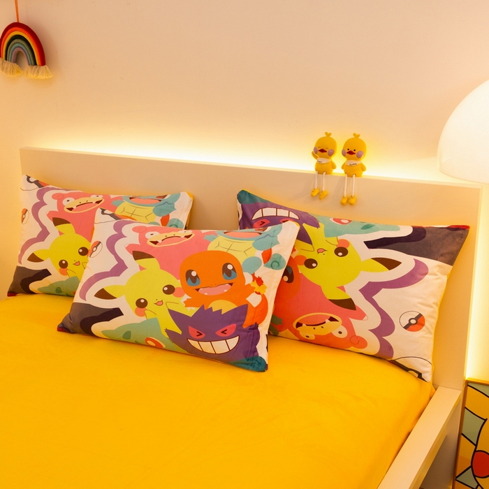 91家纺网 家纺一手货源 找家纺 一电 2025外贸跨境电商儿童卡通床上四件套亲肤牛奶绒学生三件床单被套加大珊瑚宝宝卡通单被套 嘻嘻皮卡丘