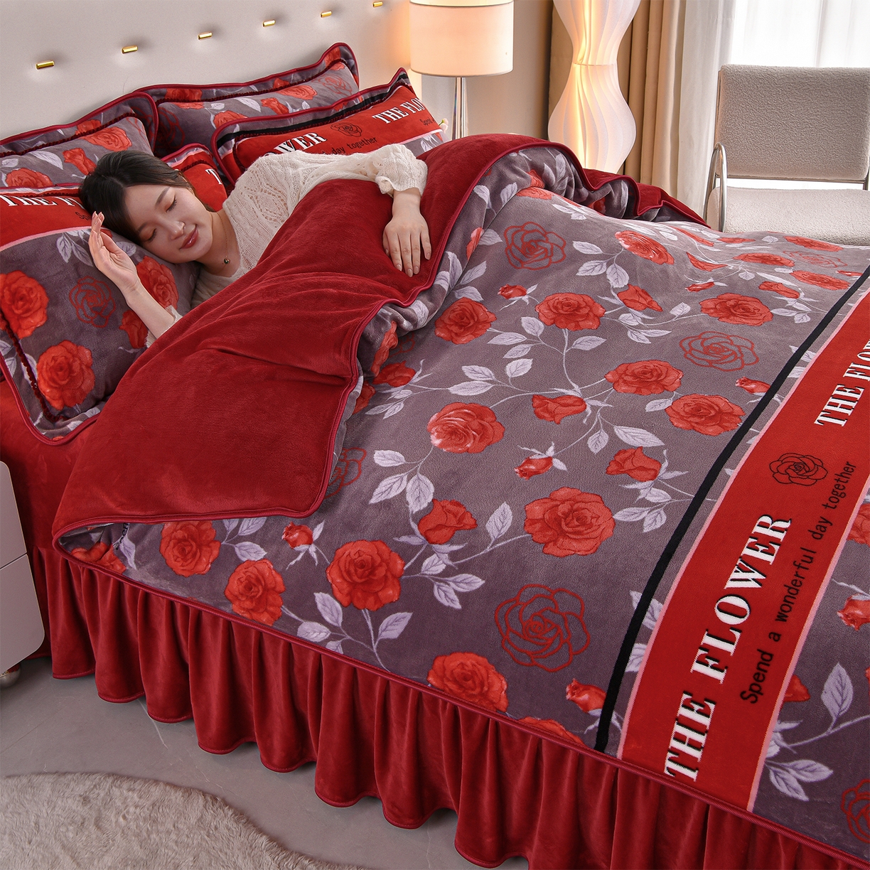 91家纺网 家纺一手货源 找家纺 赛丽雅 2025新款牛奶绒床裙四件套8-9斤法莱绒直播爆款日产2万套 花妖