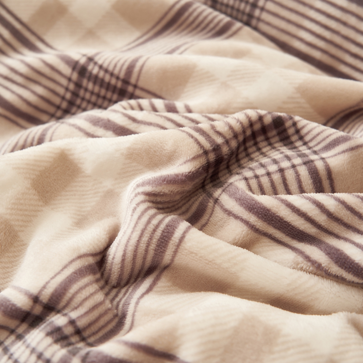 91家纺网 家纺一手货源 找家纺 （总）寐绸家纺 2025秋冬新款牛奶绒无印风四件套