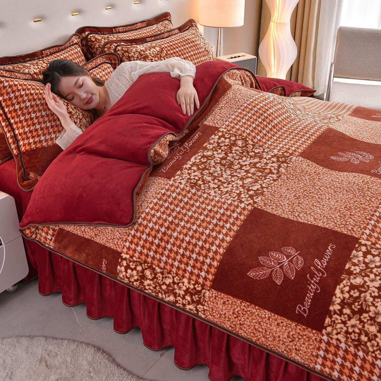 91家纺网 家纺一手货源 找家纺 赛丽雅 2025新款牛奶绒床裙四件套8-9斤法莱绒直播爆款日产2万套 布拉格