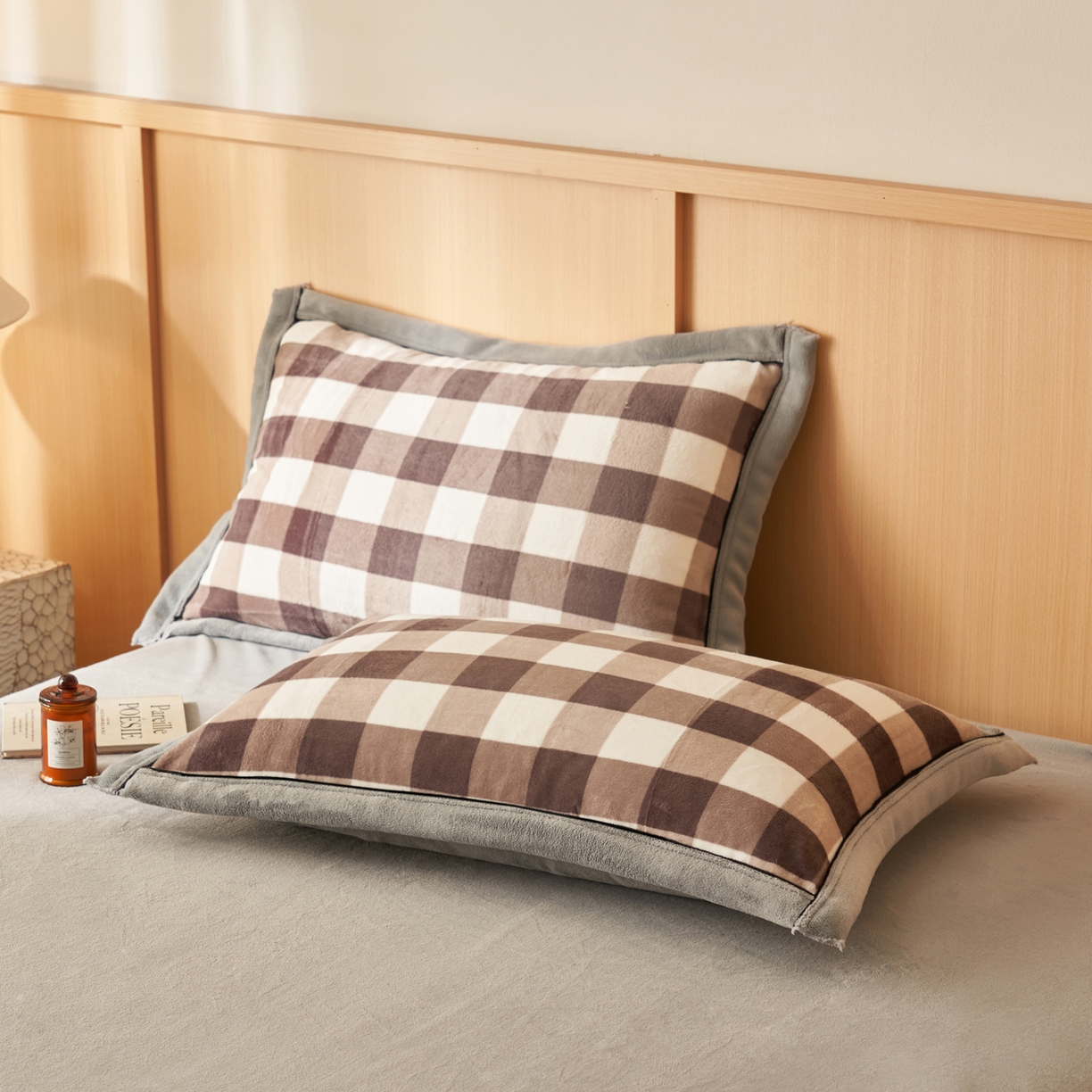 91家纺网 家纺一手货源 找家纺 寐绸家纺 2025秋冬新款牛奶绒无印风四件套 无印风四件套-大灰格