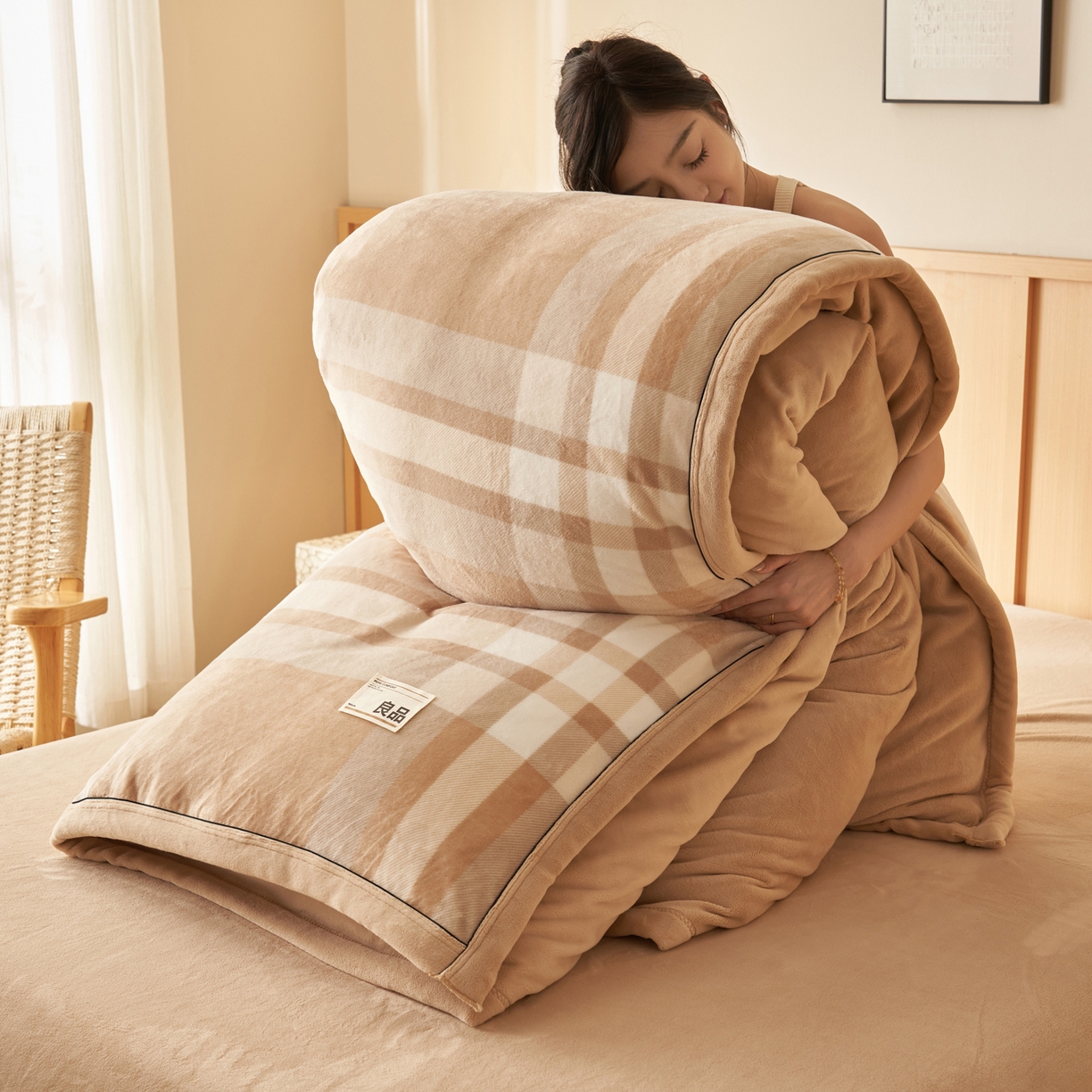 91家纺网 家纺一手货源 找家纺 寐绸家纺 2025秋冬新款牛奶绒无印风四件套 无印风四件套-大咖格