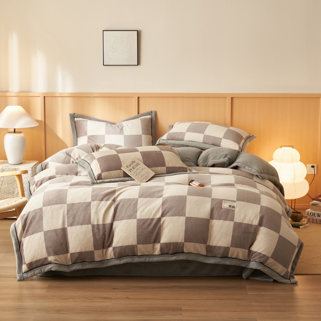 91家纺网 家纺一手货源 找家纺 寐绸家纺 2025秋冬新款牛奶绒无印风四件套 无印风四件套-灰白格