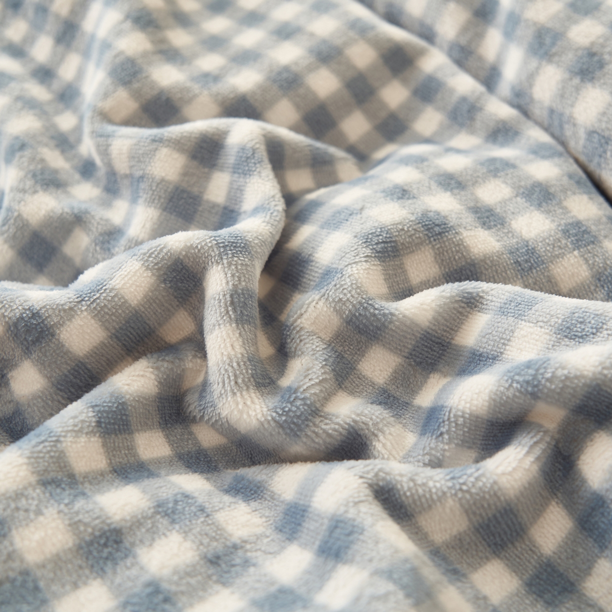 91家纺网 家纺一手货源 找家纺 寐绸家纺 2025秋冬新款牛奶绒无印风四件套 无印风四件套-天蓝小格