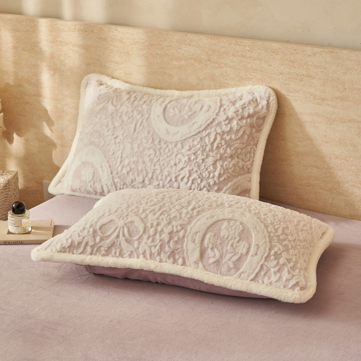 91家纺网 家纺一手货源 找家纺 寐绸家纺 2025秋冬新款350g兔毛雕花牛奶绒四件套 花语