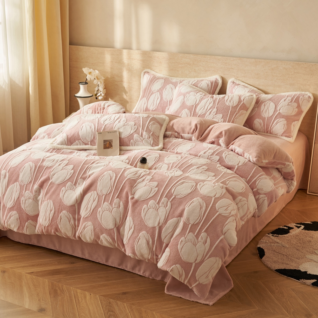 91家纺网 家纺一手货源 找家纺 寐绸家纺 2025秋冬新款350g兔毛雕花牛奶绒四件套 百合