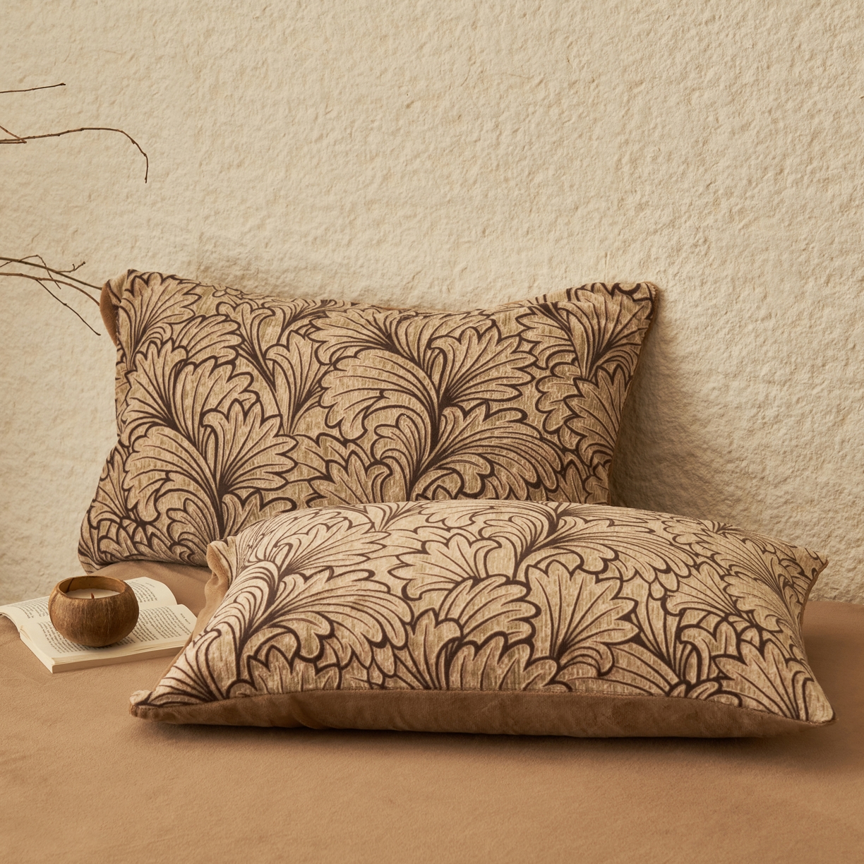 91家纺网 家纺一手货源 找家纺 寐绸家纺 2025秋冬新款230g中古风牛奶绒雕花四件套 中古-洛克庄园