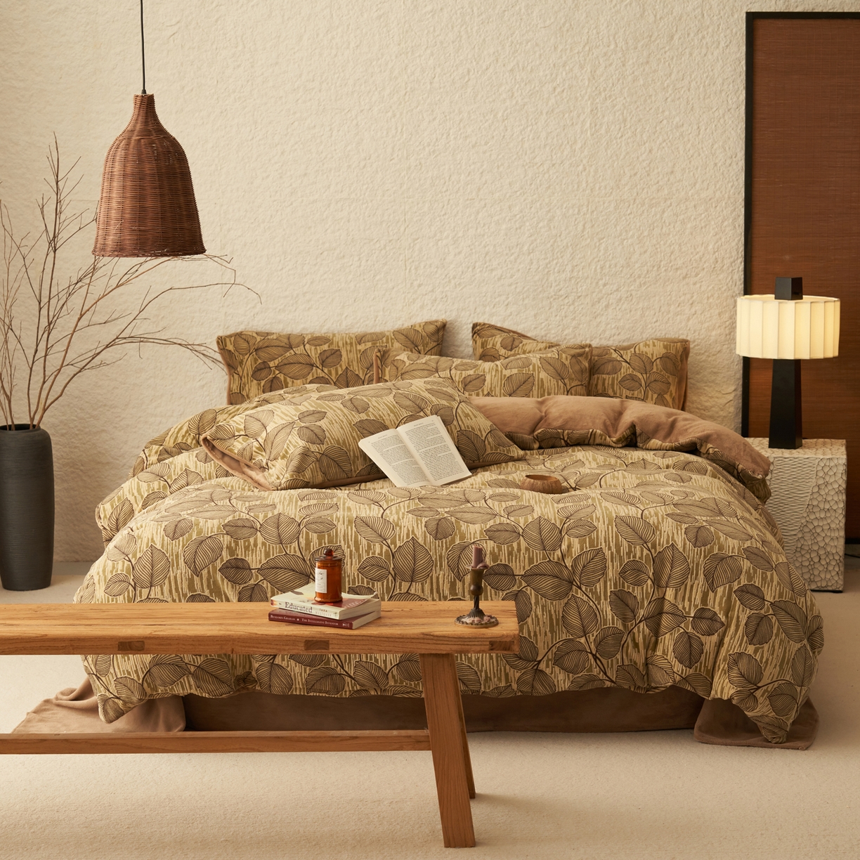 91家纺网 家纺一手货源 找家纺 寐绸家纺 2025秋冬新款230g中古风牛奶绒雕花四件套 中古-叶茂