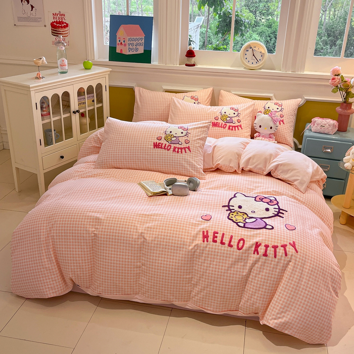 91家纺网 家纺一手货源 找家纺 （总）蓝邻家纺 2025新款全棉磨毛三丽鸥毛巾绣四件套系列