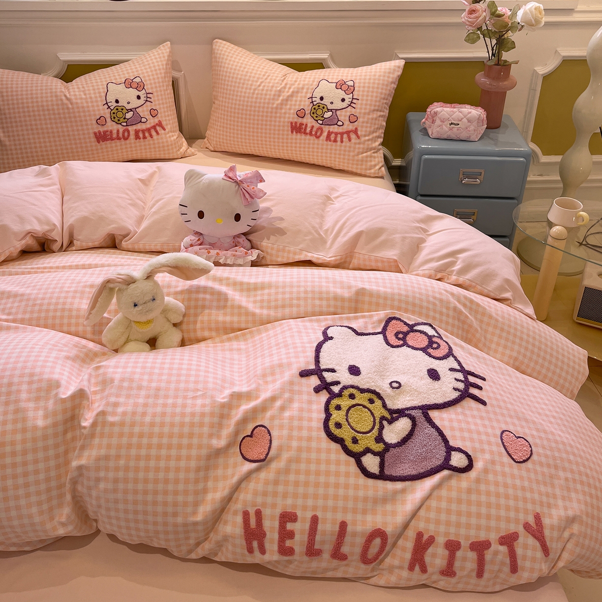 91家纺网 家纺一手货源 找家纺 （总）蓝邻家纺 2025新款全棉磨毛三丽鸥毛巾绣四件套系列