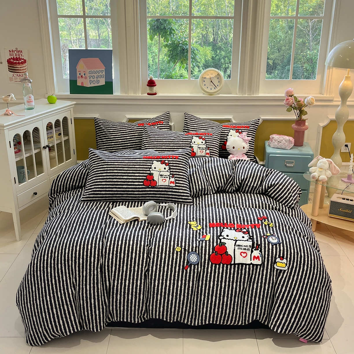 91家纺网 家纺一手货源 找家纺 （总）蓝邻家纺 2025新款全棉磨毛三丽鸥毛巾绣四件套系列