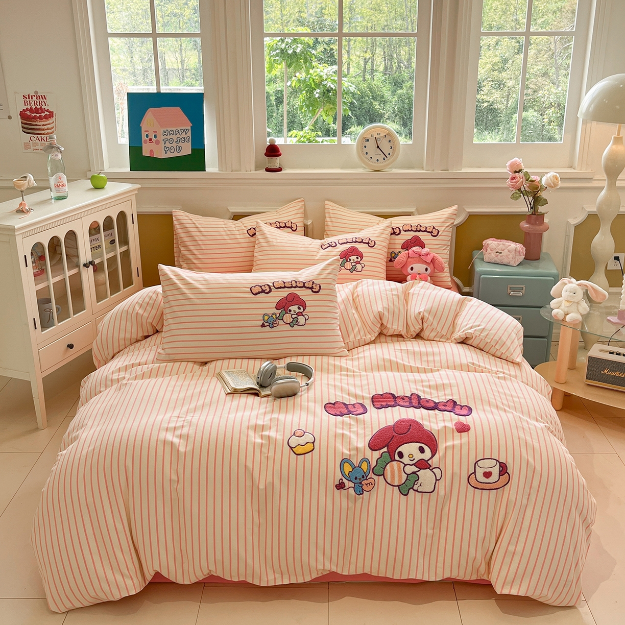 91家纺网 家纺一手货源 找家纺 （总）蓝邻家纺 2025新款全棉磨毛三丽鸥毛巾绣四件套系列