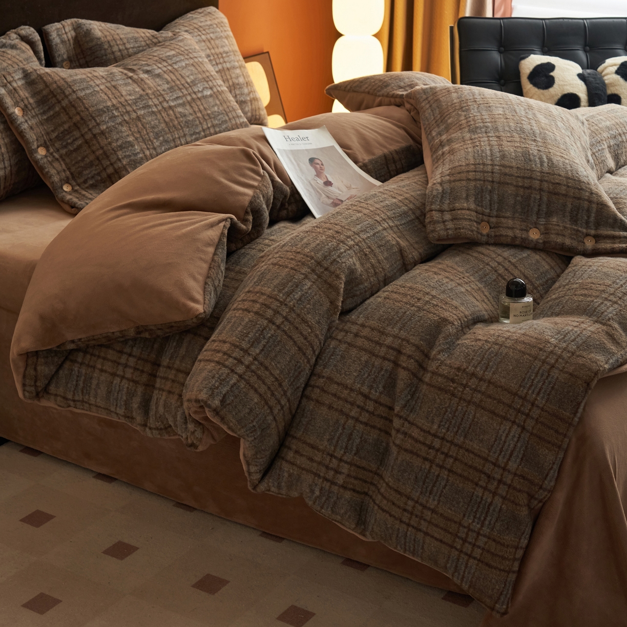 91家纺网 家纺一手货源 找家纺 寐绸家纺 2025秋冬新款230g羊驼绒复古格牛奶绒四件套 牧羊格