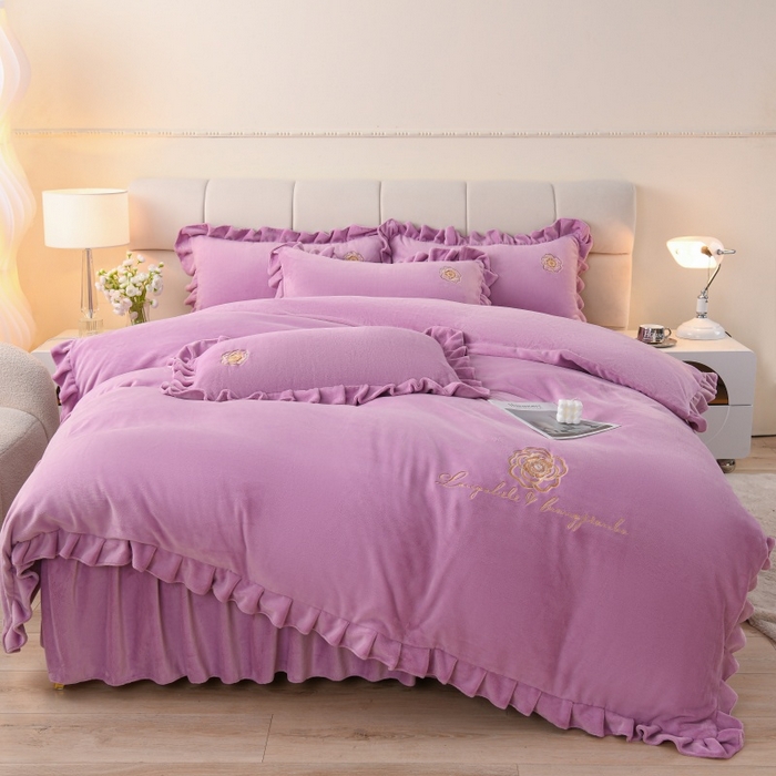 优家居 2025新款240克高克重牛奶绒韩版刺绣花牛奶绒床单床裙款四件套 安娜-紫色
