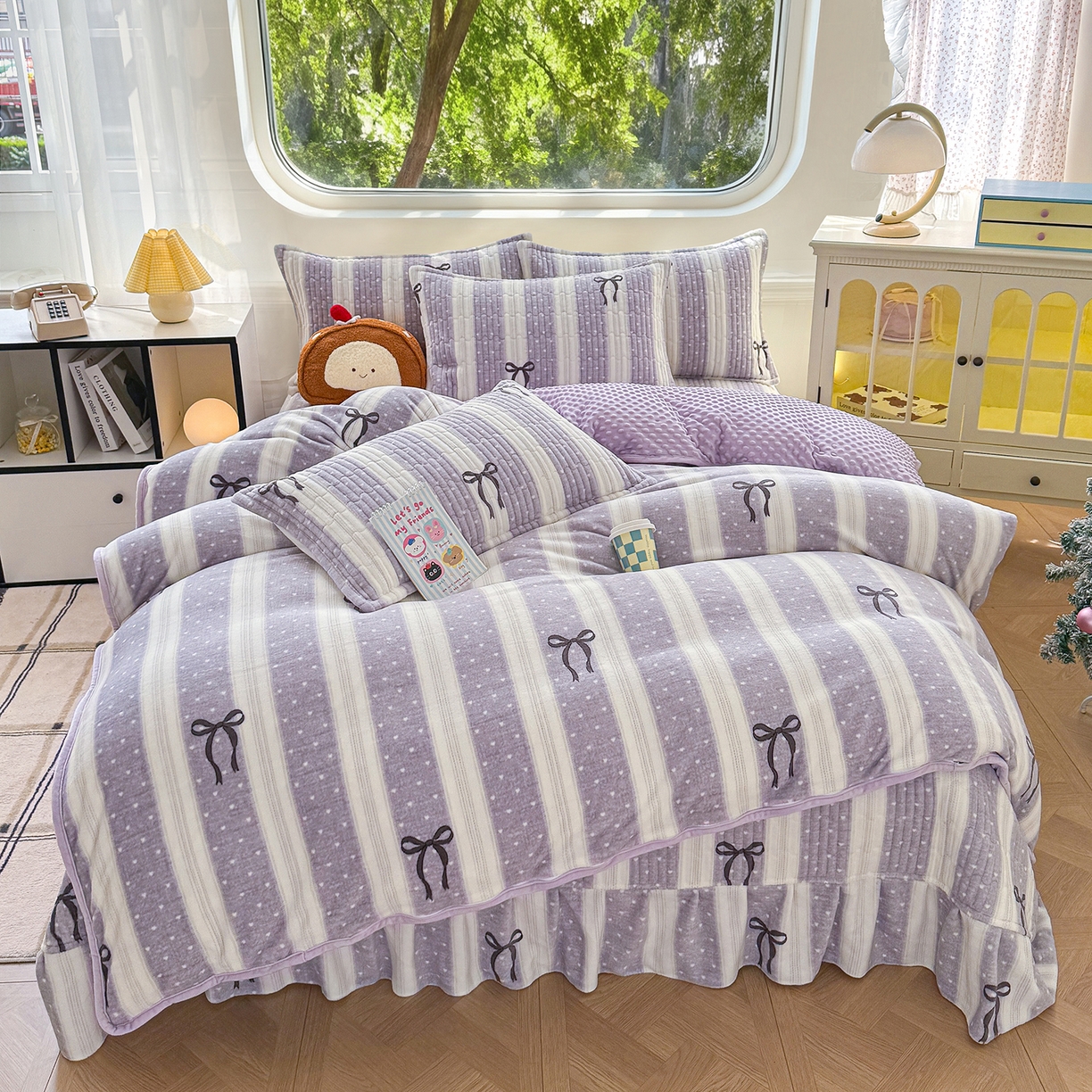 91家纺网 家纺一手货源 找家纺 （总）豫见家纺 2025新款加厚高克重牛奶绒豆豆绒花边床盖四件套