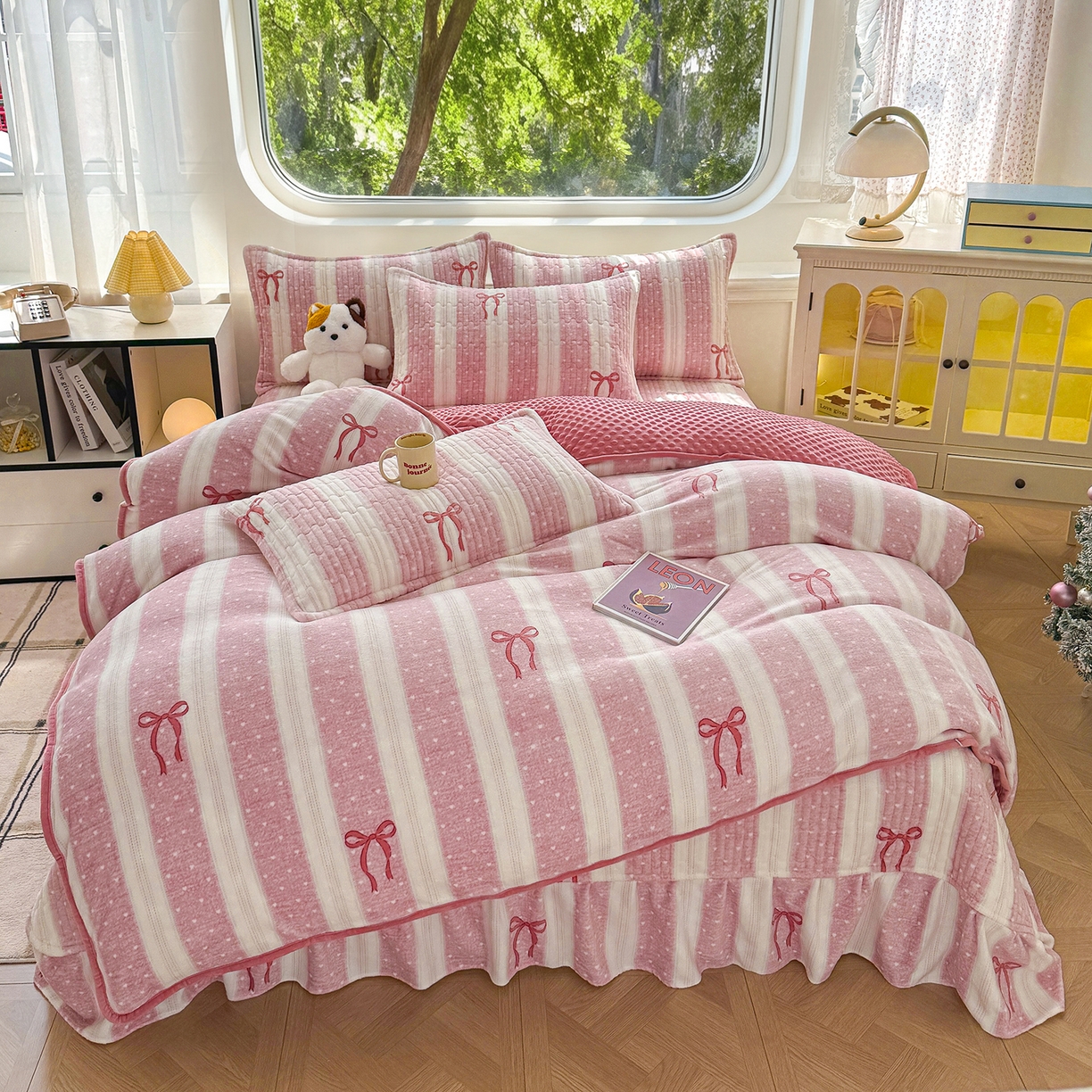 91家纺网 家纺一手货源 找家纺 （总）豫见家纺 2025新款加厚高克重牛奶绒豆豆绒花边床盖四件套