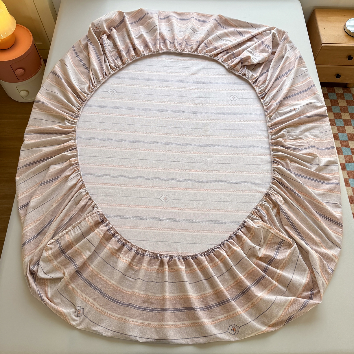 91家纺网 家纺一手货源 找家纺 壹贝家纺 2025新款全棉磨毛床笠系列 凡尔赛-桔