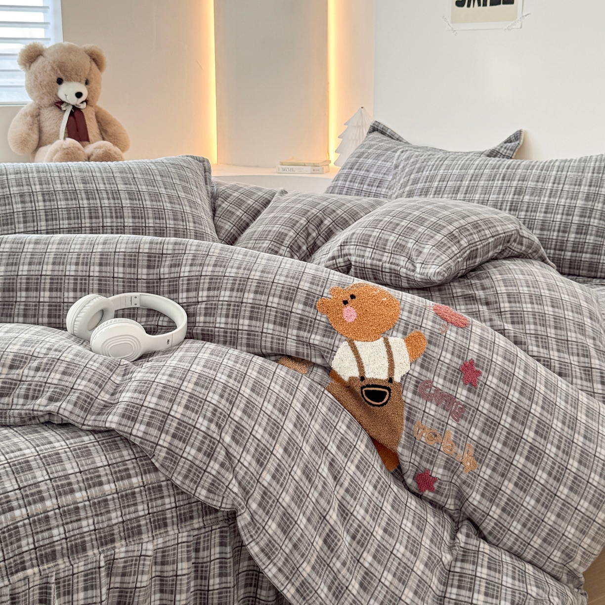 91家纺网 家纺一手货源 找家纺 （总）希朵家纺 2025新款可爱牛奶绒毛巾绣床盖四件套