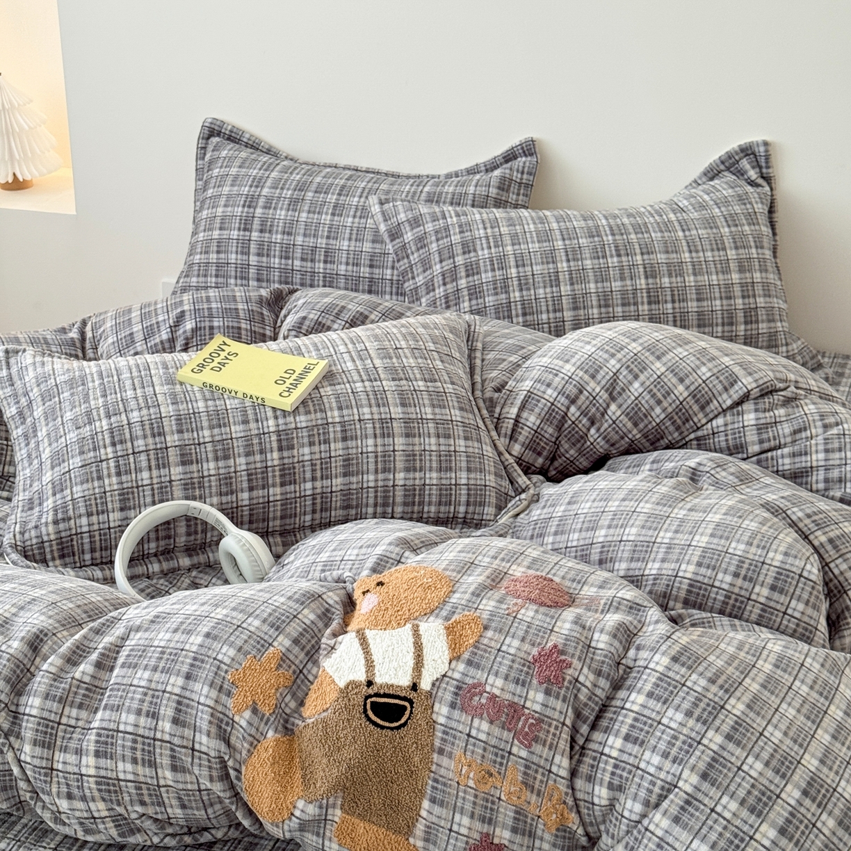 91家纺网 家纺一手货源 找家纺 （总）希朵家纺 2025新款可爱牛奶绒毛巾绣床盖四件套