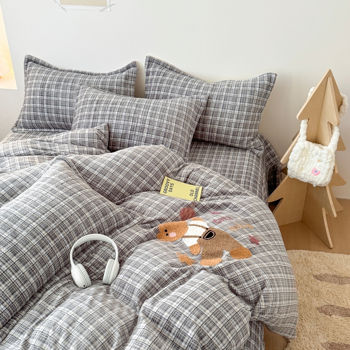 91家纺网 家纺一手货源 找家纺 （总）希朵家纺 2025新款可爱牛奶绒毛巾绣床盖四件套