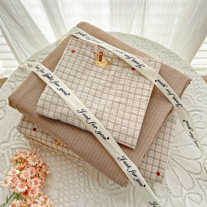 91家纺网 家纺一手货源 找家纺 仟网汇 2025新款古法水洗棉小布袋四件套 腊肠狗咖