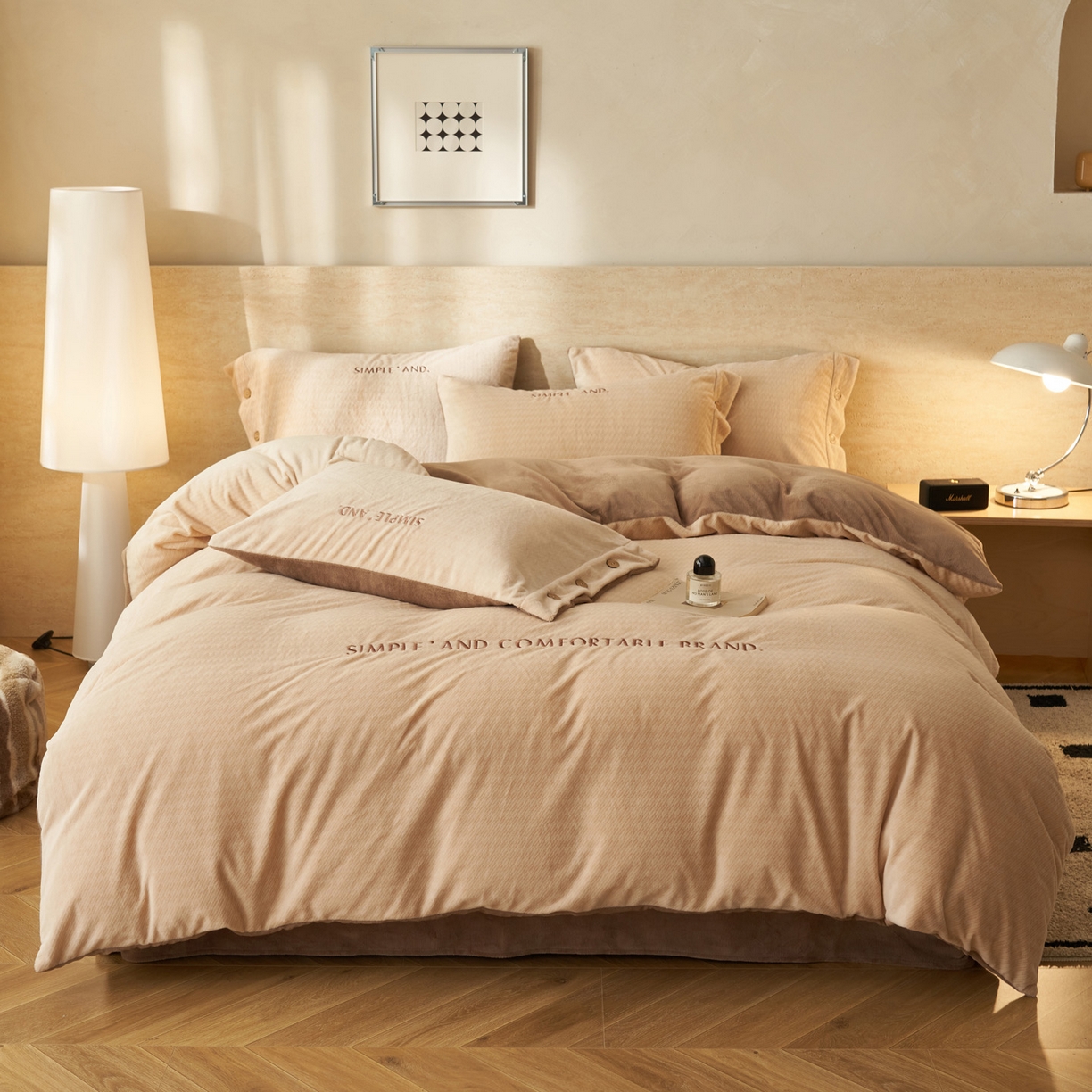 91家纺网 家纺一手货源 找家纺 寐绸家纺 2025秋冬新款230g雪貂绒阳离子提花牛奶绒四件套 雪貂绒-驼色