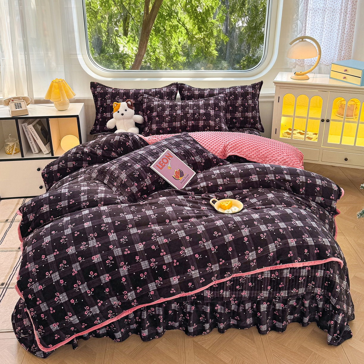 豫见家纺 2025新款加厚高克重牛奶绒豆豆绒花边床盖四件套 暖樱