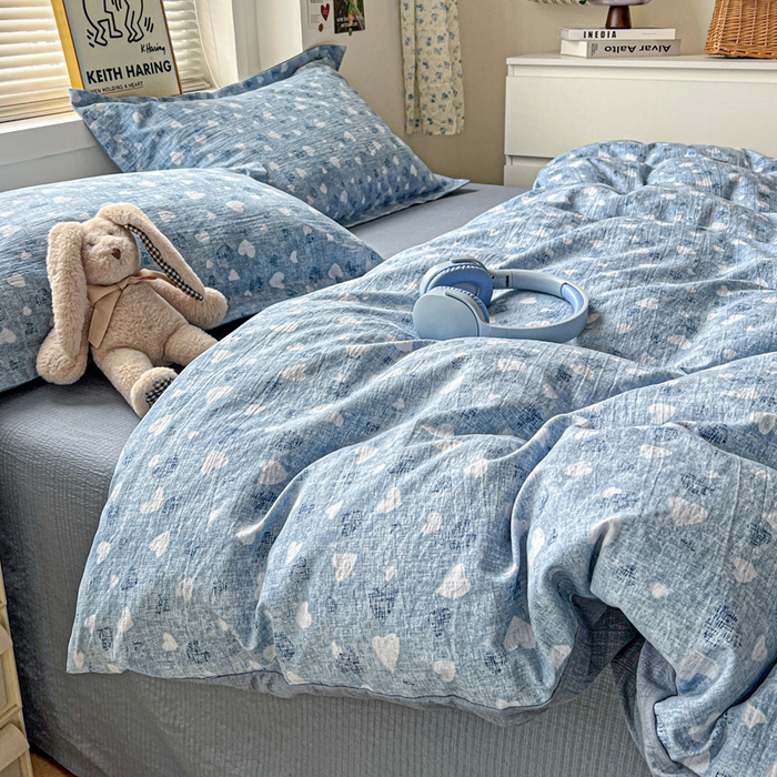 91家纺网 家纺一手货源 找家纺 仟网汇 2025新款古法水洗棉小布袋四件套 蓝爱心