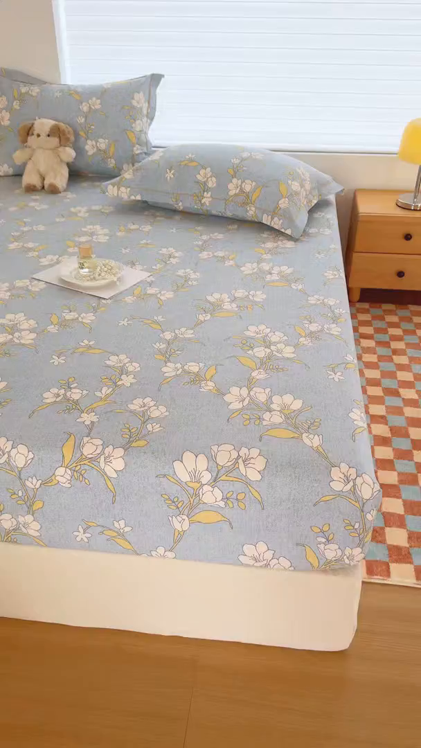 91家纺网 家纺一手货源 找家纺 壹贝家纺 2025新款全棉磨毛床笠系列 蓝莲花