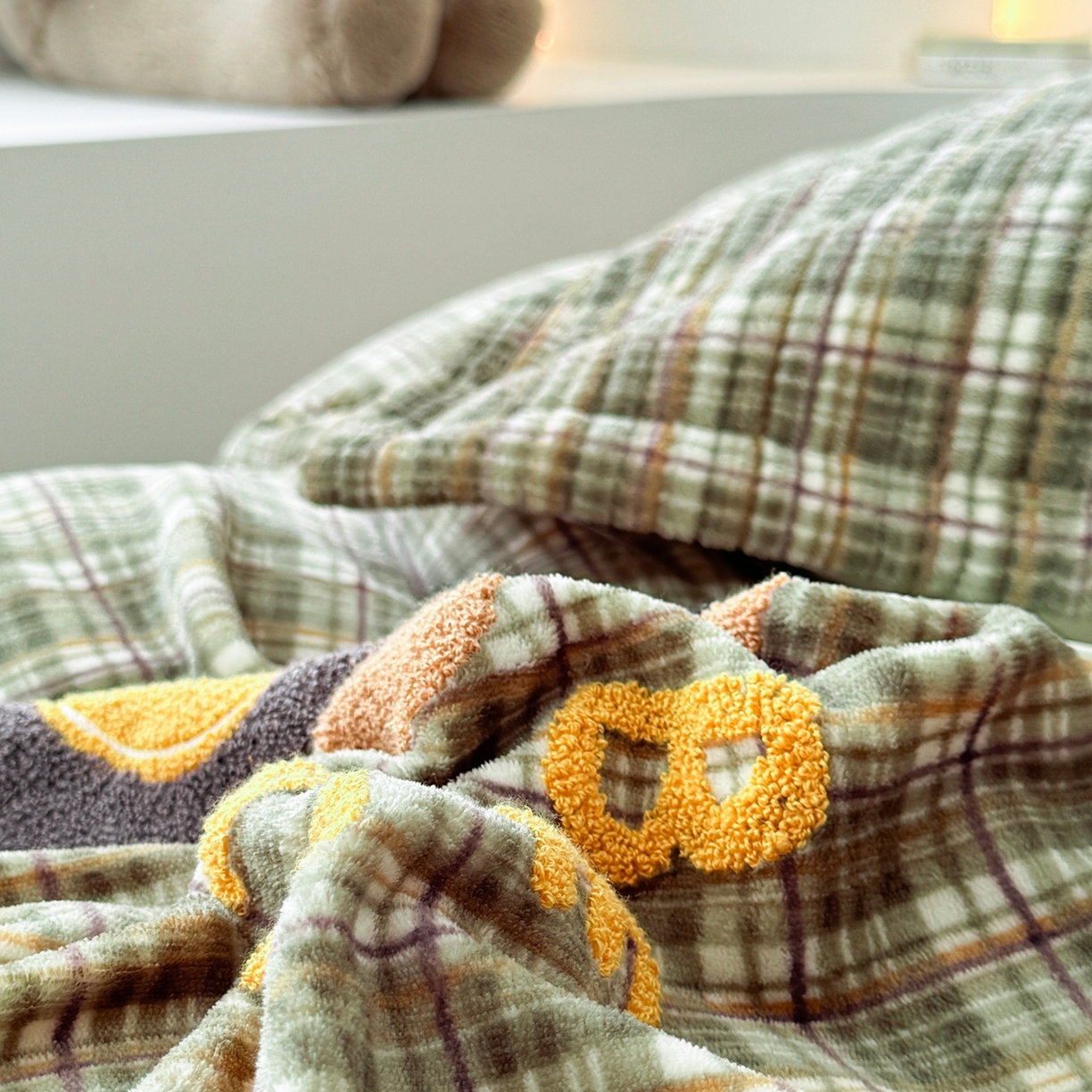 91家纺网 家纺一手货源 找家纺 希朵家纺 2025新款可爱牛奶绒毛巾绣床盖四件套 帽子熊绿