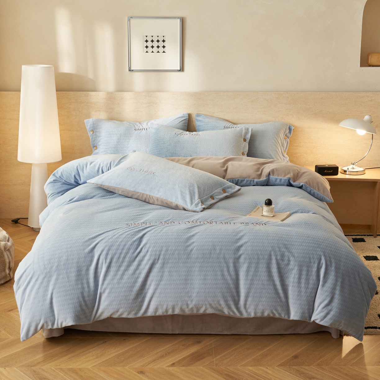 91家纺网 家纺一手货源 找家纺 寐绸家纺 2025秋冬新款230g雪貂绒阳离子提花牛奶绒四件套 雪貂绒-雾蓝