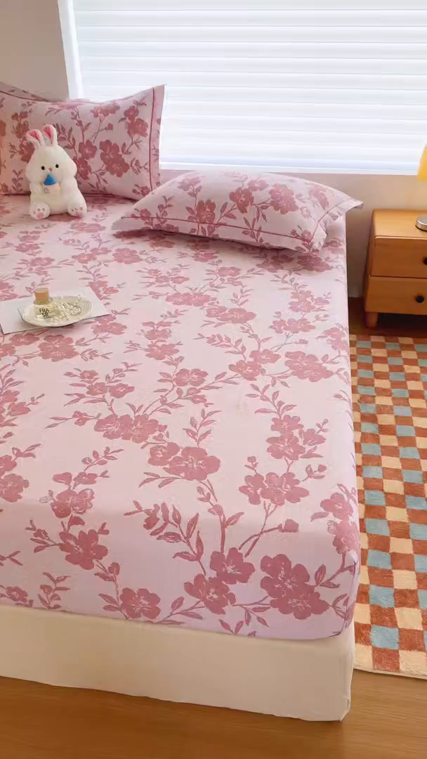 91家纺网 家纺一手货源 找家纺 壹贝家纺 2025新款全棉磨毛床笠系列 梅花印-粉