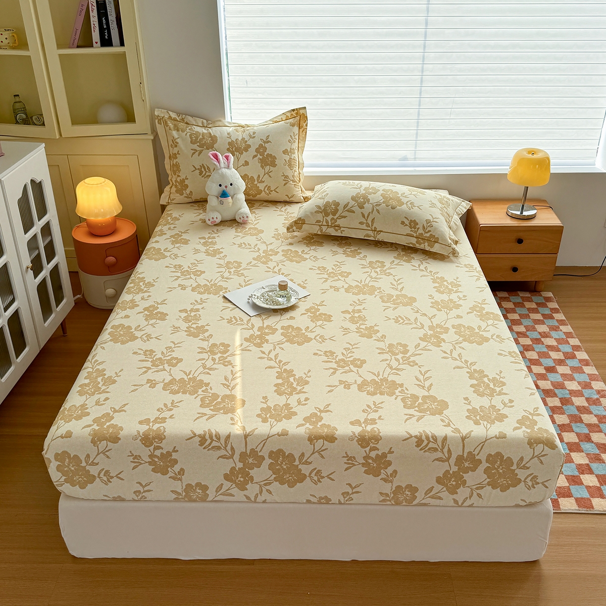 91家纺网 家纺一手货源 找家纺 壹贝家纺 2025新款全棉磨毛床笠系列 梅花印-黄