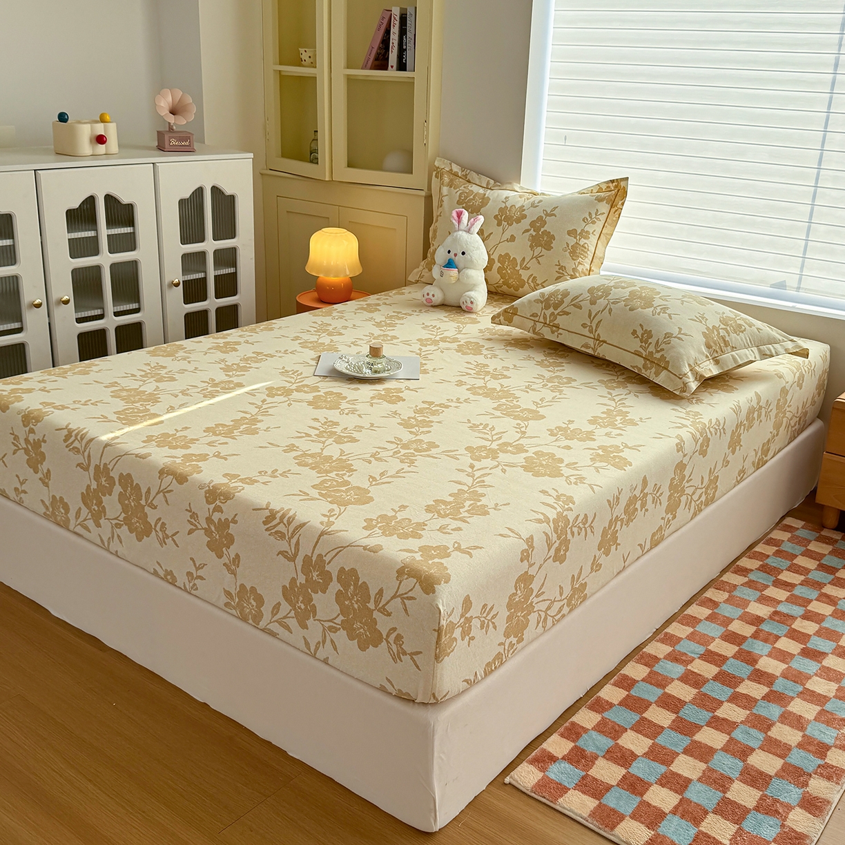 91家纺网 家纺一手货源 找家纺 壹贝家纺 2025新款全棉磨毛床笠系列 梅花印-黄