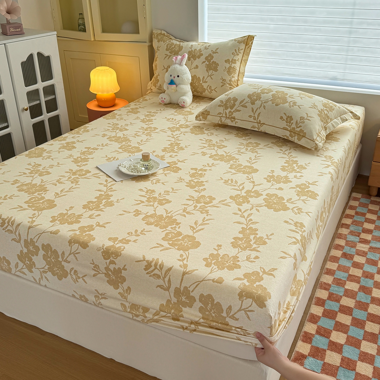 91家纺网 家纺一手货源 找家纺 壹贝家纺 2025新款全棉磨毛床笠系列 梅花印-黄