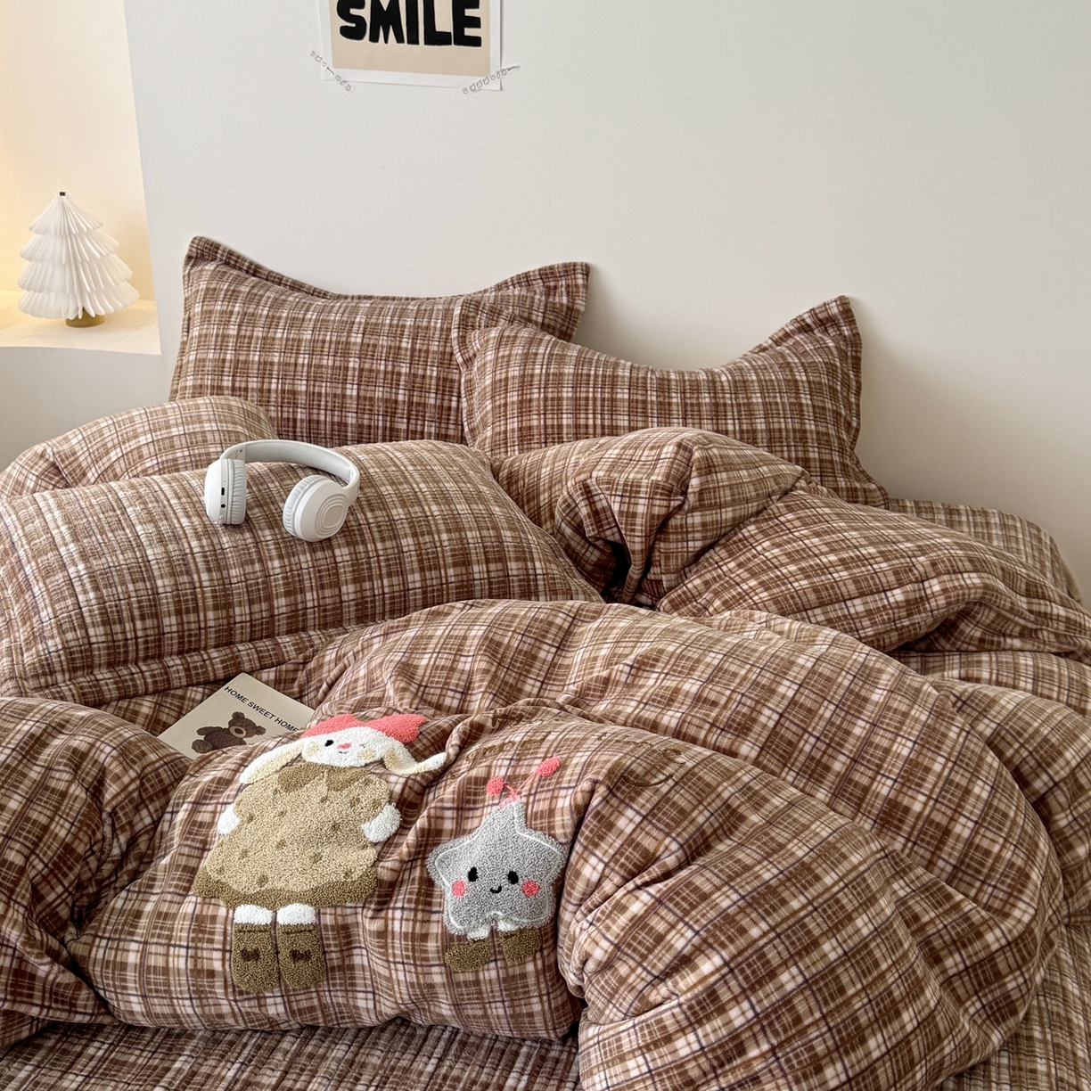 91家纺网 家纺一手货源 找家纺 希朵家纺 2025新款可爱牛奶绒毛巾绣床盖四件套 五角星兔