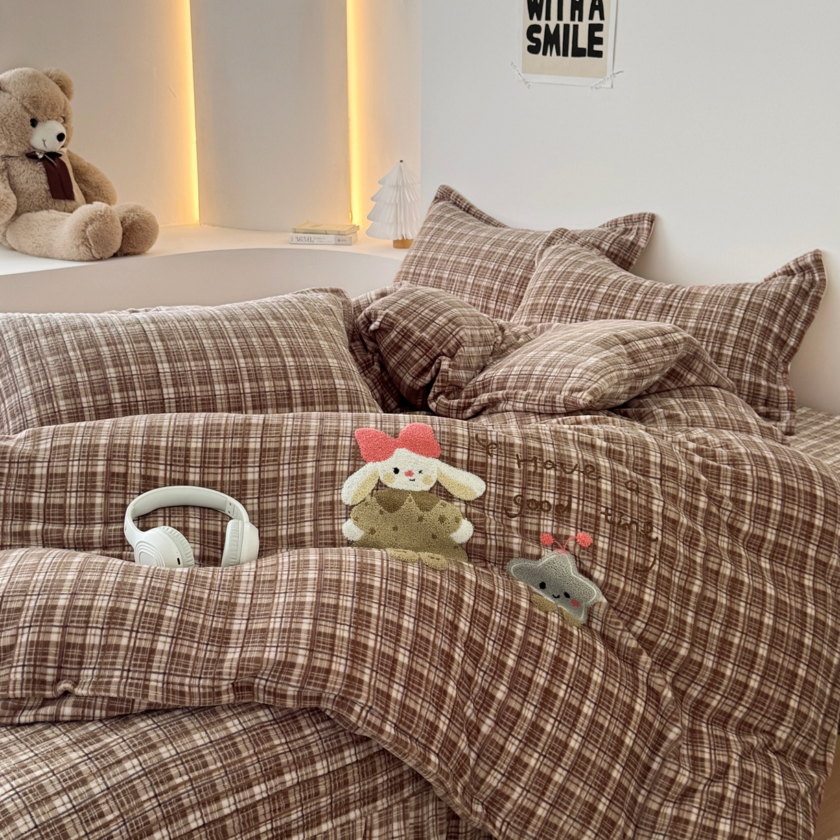 91家纺网 家纺一手货源 找家纺 希朵家纺 2025新款可爱牛奶绒毛巾绣床盖四件套 五角星兔