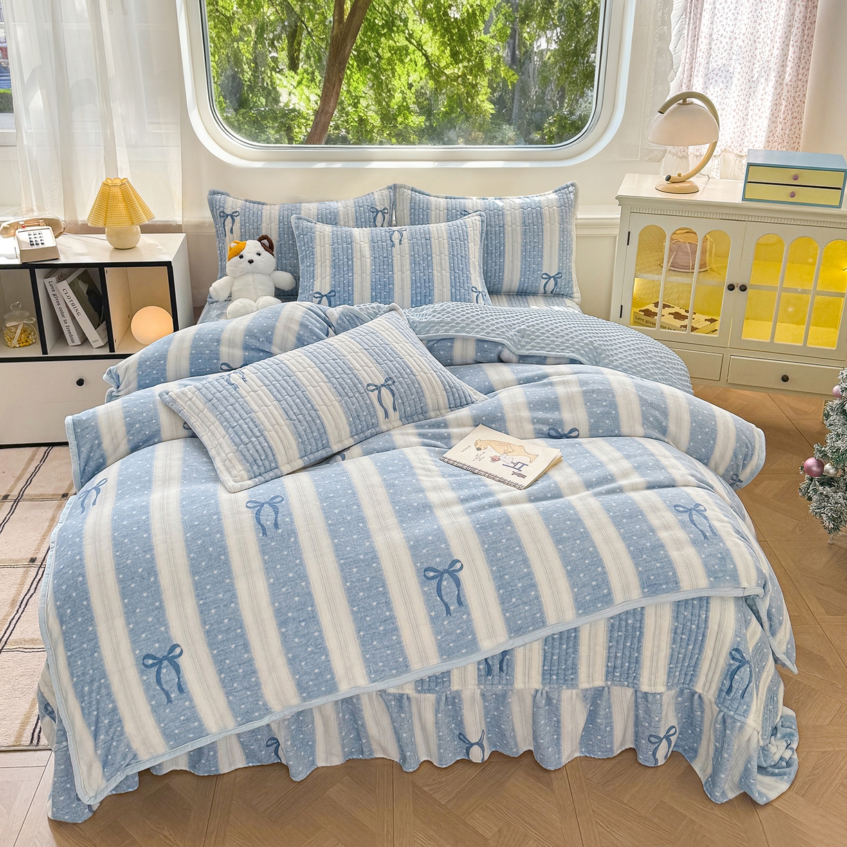 豫见家纺 2025新款加厚高克重牛奶绒豆豆绒花边床盖四件套 蝴蝶结-蓝