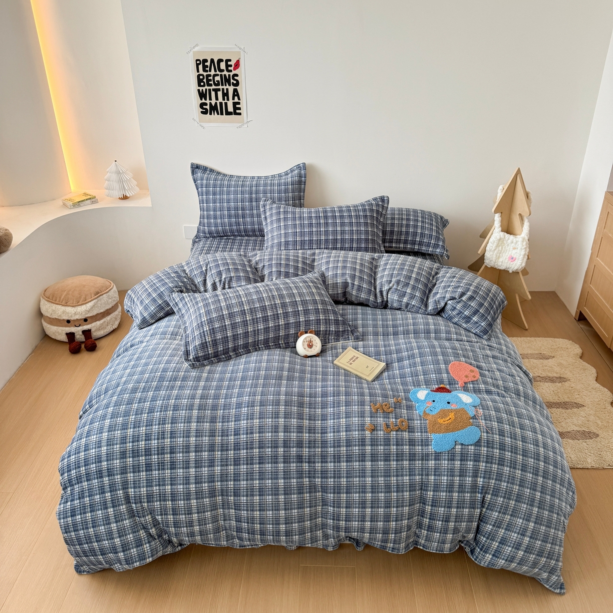 91家纺网 家纺一手货源 找家纺 希朵家纺 2025新款可爱牛奶绒毛巾绣床盖四件套 小象兰