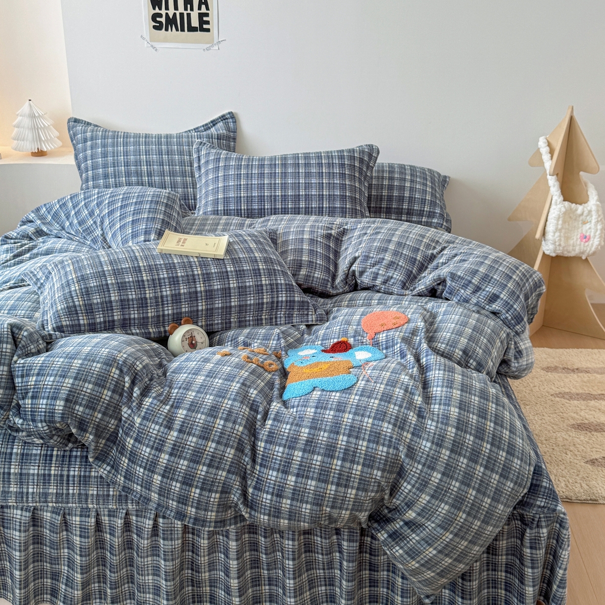 91家纺网 家纺一手货源 找家纺 希朵家纺 2025新款可爱牛奶绒毛巾绣床盖四件套 小象兰