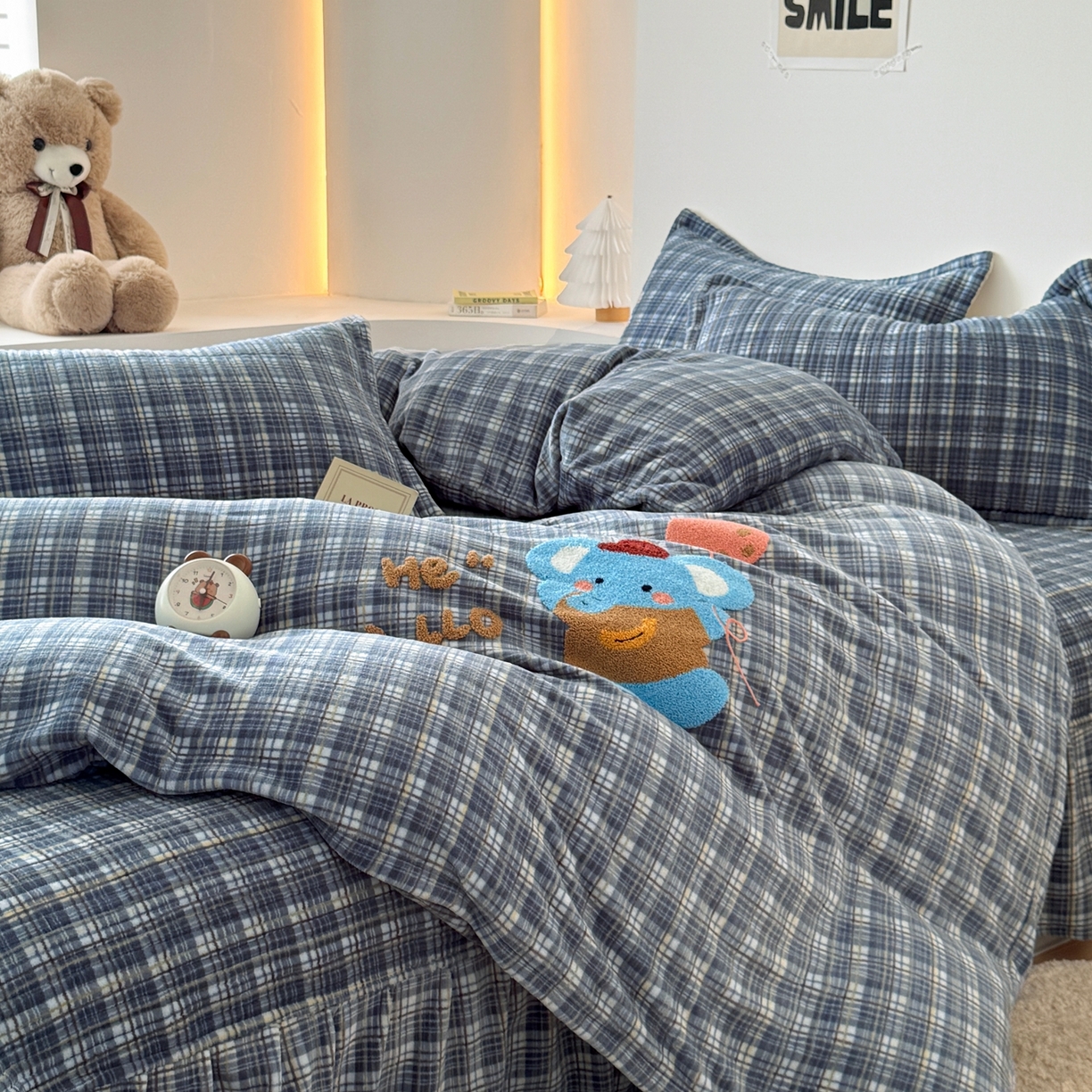 91家纺网 家纺一手货源 找家纺 希朵家纺 2025新款可爱牛奶绒毛巾绣床盖四件套 小象兰